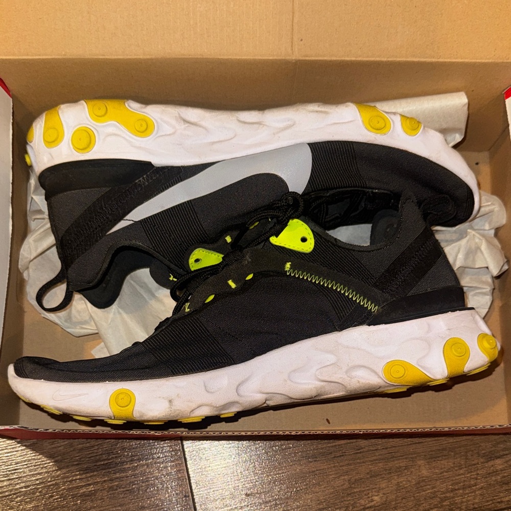 Nike React Element - image 1